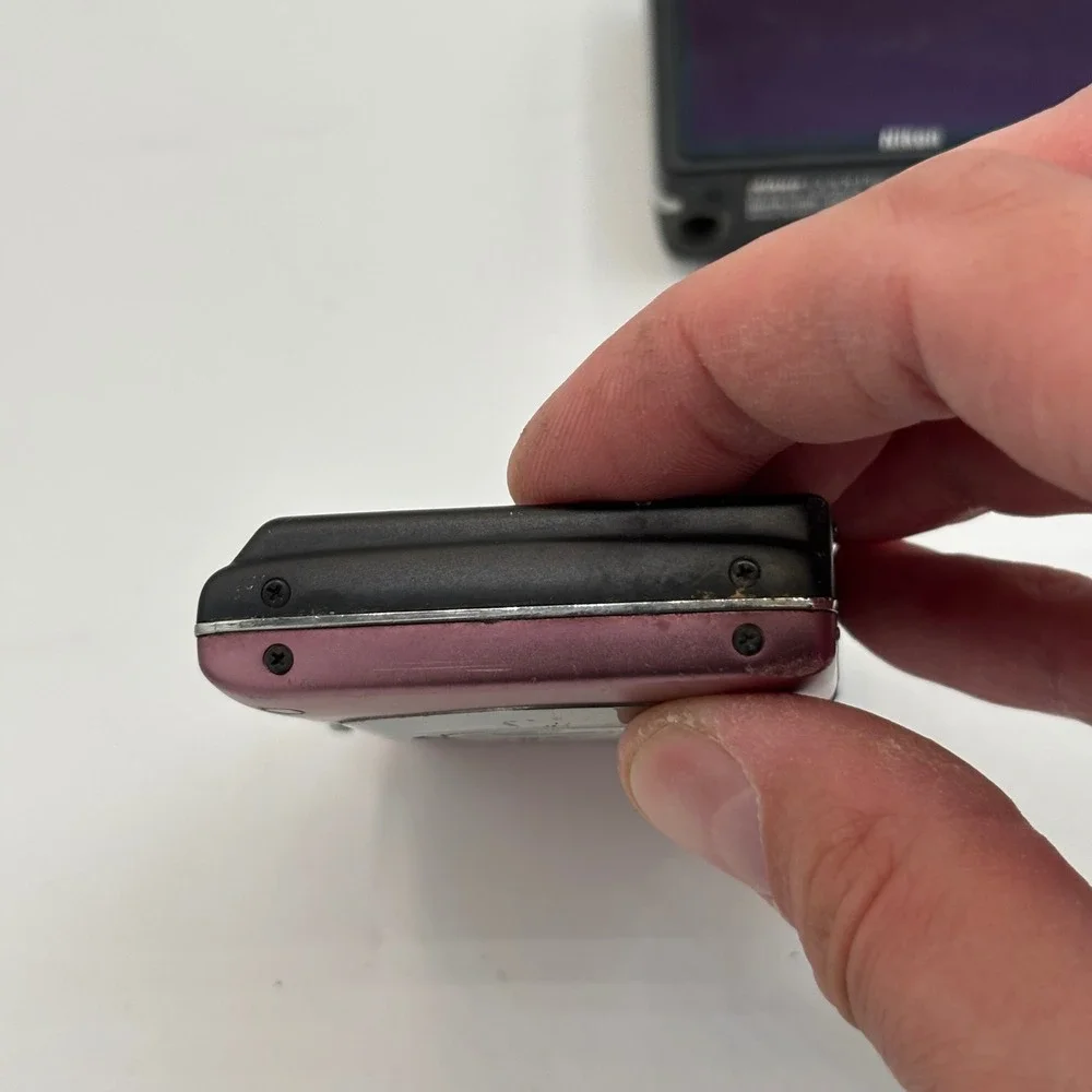 Nikon Coolpix Camera Bundle S560 Black‎ and S3000 Pink For Parts Repair
